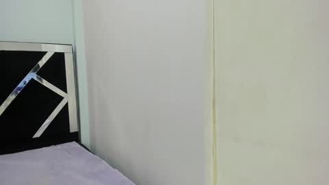 Isabella online show from 10/03/25, 01:08