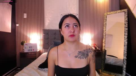 Snapshot of iisabella_smith_ chatting on 12/09/24, 01:34 Isa online show from 12/09/24, 01:34