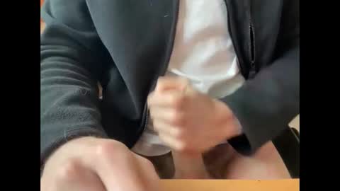 Snapshot of ijsthee chatting on 03/13/26, 04:02 icet online show from 03/13/26, 04:02