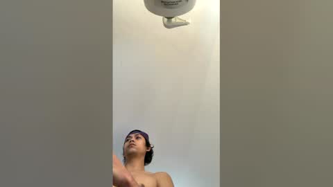 ikaikagora00 online show from 02/18/26, 03:19