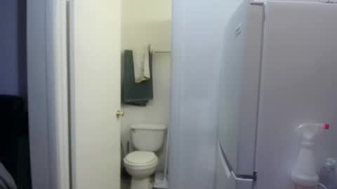 Snapshot of ikebbcdaddy chatting on 12/12/24, 01:21 IkebbcDaddy online show from 12/12/24, 01:21