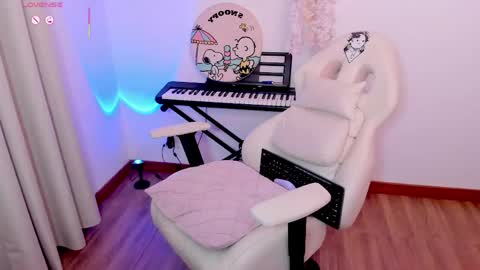 Maria online show from 05/27/26, 01:57