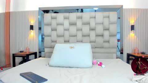 ikia lopez online show from 09/27/25, 07:30