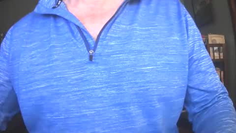 Snapshot of il_undercover chatting on 01/28/25, 11:49 il_undercover online show from 01/28/25, 11:49