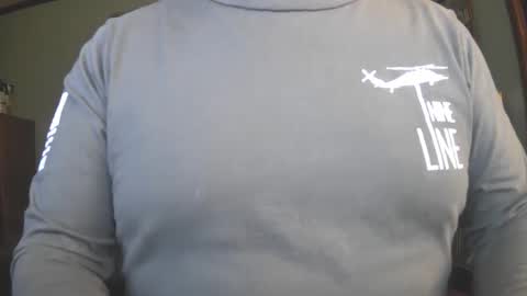 Snapshot of il_undercover chatting on 02/21/25, 12:06 il_undercover online show from 02/21/25, 12:06