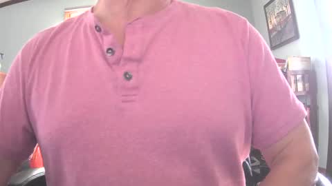 Snapshot of il_undercover chatting on 02/21/25, 07:10 il_undercover online show from 02/21/25, 07:10