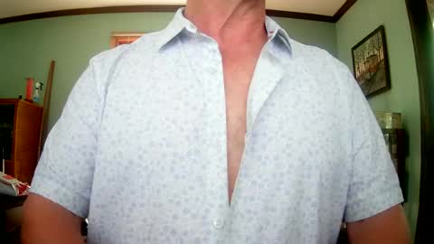 il_undercover online show from 06/18/26, 04:55