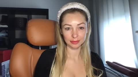 Snapshot of ilada11 chatting on 03/03/25, 11:00 ilada11 online show from 03/03/25, 11:00