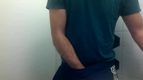 Snapshot of ilcaponero chatting on 04/14/26, 11:44 ilcaponero online show from 04/14/26, 11:44