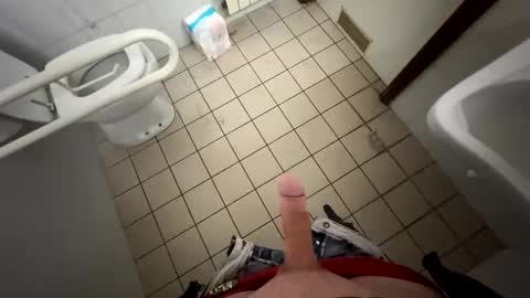 Snapshot of ilconte81 chatting on 01/23/25, 09:50 ilconte81 online show from 01/23/25, 09:50