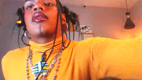 Snapshot of ile_matamba chatting on 11/26/25, 02:45 ile_matamba online show from 11/26/25, 02:45