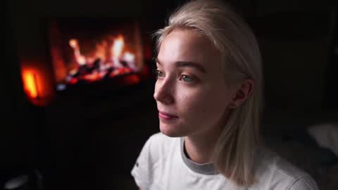 ileanacampbel online show from 12/17/24, 07:50