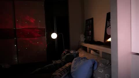 ileanacampbel online show from 09/30/25, 04:39