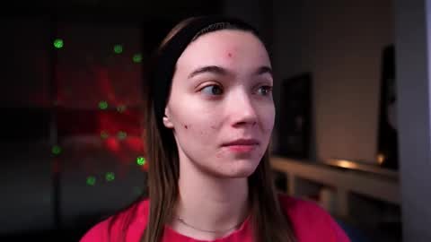 ileanacampbel online show from 11/17/25, 04:51