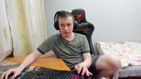 iliaskris online show from 11/17/25, 12:22