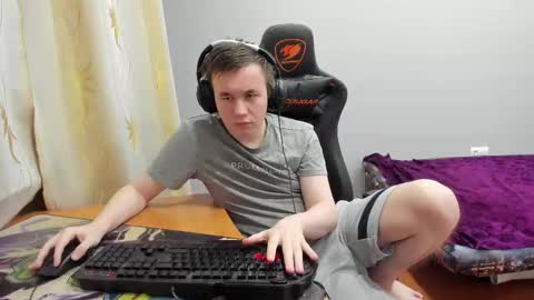 Snapshot of iliaskrislove chatting on 12/16/25, 03:22 iliaskris online show from 12/16/25, 03:22