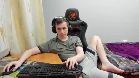 Snapshot of iliaskrislove chatting on 12/20/25, 06:37 iliaskris online show from 12/20/25, 06:37