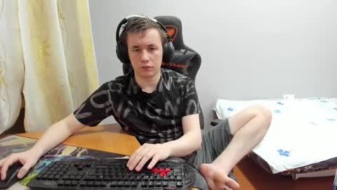 Snapshot of iliaskrislove chatting on 01/12/26, 10:26 iliaskris online show from 01/12/26, 10:26