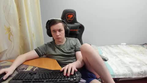 Snapshot of iliaskrislove chatting on 02/04/26, 01:39 iliaskris online show from 02/04/26, 01:39