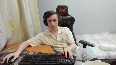 Snapshot of iliaskrislove chatting on 02/21/26, 12:33 iliaskris online show from 02/21/26, 12:33