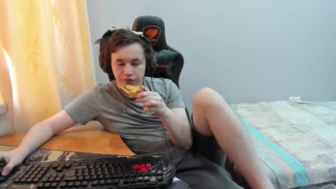 Snapshot of iliaskrislove chatting on 03/02/26, 10:33 iliaskris online show from 03/02/26, 10:33