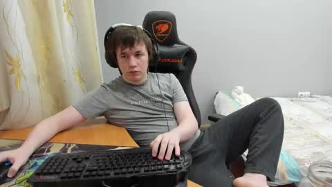 Snapshot of iliaskrislove chatting on 03/18/26, 04:10 iliaskris online show from 03/18/26, 04:10