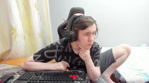 Snapshot of iliaskrislove chatting on 03/24/26, 04:12 iliaskris online show from 03/24/26, 04:12