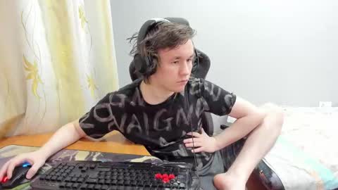 Snapshot of iliaskrislove chatting on 03/25/26, 08:15 iliaskris online show from 03/25/26, 08:15