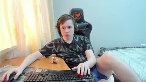 Snapshot of iliaskrislove chatting on 04/07/26, 04:24 iliaskris online show from 04/07/26, 04:24