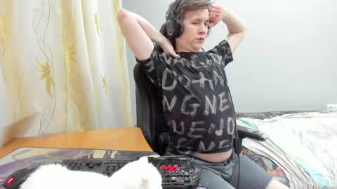 Snapshot of iliaskrislove chatting on 04/14/26, 03:40 iliaskris online show from 04/14/26, 03:40