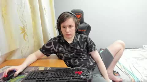 Snapshot of iliaskrislove chatting on 04/16/26, 10:23 iliaskris online show from 04/16/26, 10:23