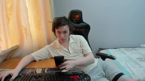 Snapshot of iliaskrislove chatting on 04/21/26, 08:09 iliaskris online show from 04/21/26, 08:09