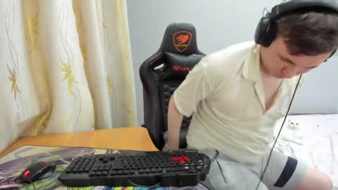 Snapshot of iliaskrislove chatting on 05/11/26, 04:04 iliaskris online show from 05/11/26, 04:04