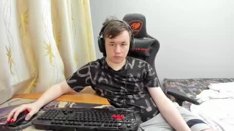 Snapshot of iliaskrislove chatting on 05/13/26, 06:38 iliaskris online show from 05/13/26, 06:38