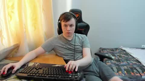 Snapshot of iliaskrislove chatting on 05/15/26, 11:23 iliaskris online show from 05/15/26, 11:23