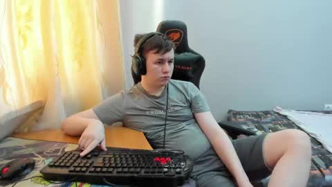 Snapshot of iliaskrislove chatting on 05/15/26, 11:45 iliaskris online show from 05/15/26, 11:45