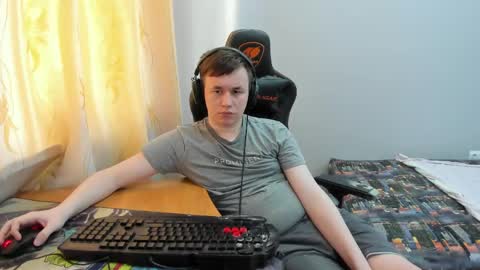 Snapshot of iliaskrislove chatting on 05/16/26, 12:29 iliaskris online show from 05/16/26, 12:29