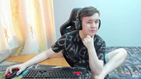 Snapshot of iliaskrislove chatting on 05/18/26, 04:13 iliaskris online show from 05/18/26, 04:13