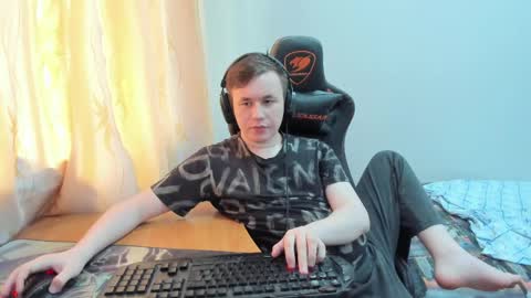 Snapshot of iliaskrislove chatting on 05/27/26, 01:57 iliaskris online show from 05/27/26, 01:57