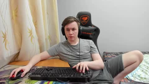 Snapshot of iliaskrislove chatting on 06/05/26, 12:06 iliaskris online show from 06/05/26, 12:06