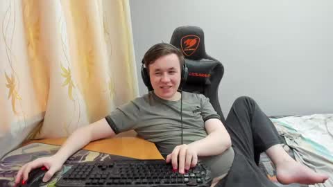 Snapshot of iliaskrislove chatting on 06/07/26, 12:37 iliaskris online show from 06/07/26, 12:37