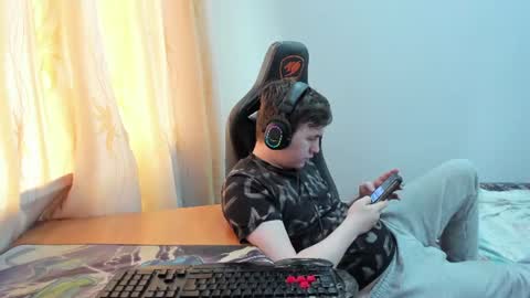 Snapshot of iliaskrislove chatting on 06/12/26, 10:14 iliaskris online show from 06/12/26, 10:14