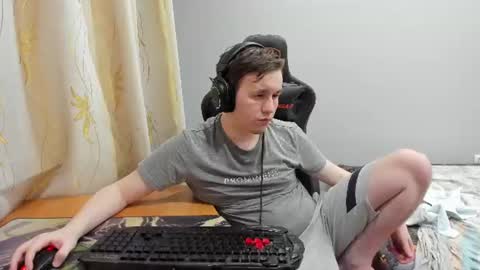 Snapshot of iliaskrislove chatting on 06/18/26, 11:09 iliaskris online show from 06/18/26, 11:09
