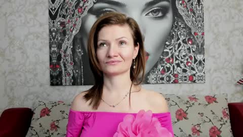 Snapshot of illegalbeauty87 chatting on 12/21/24, 03:36 Ingrid or more easier...Miss  GoDDess Mistress online show from 12/21/24, 03:36