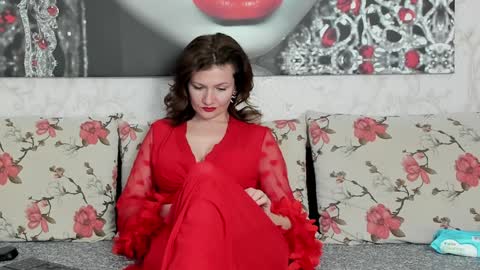 Snapshot of illegalbeauty87 chatting on 02/05/25, 03:02 Ingrid or more easier...Miss  GoDDess Mistress online show from 02/05/25, 03:02