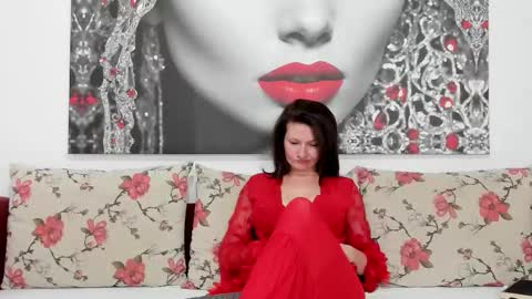 Snapshot of illegalbeauty87 chatting on 10/03/25, 12:29 Ingrid or more easier...Miss  GoDDess Mistress online show from 10/03/25, 12:29