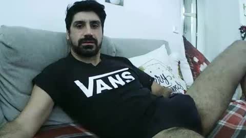 Snapshot of ilmangj90 chatting on 12/17/25, 09:04 ilmangj90 online show from 12/17/25, 09:04