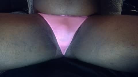 Snapshot of iloveassbaby1111 chatting on 04/25/26, 12:52 James online show from 04/25/26, 12:52