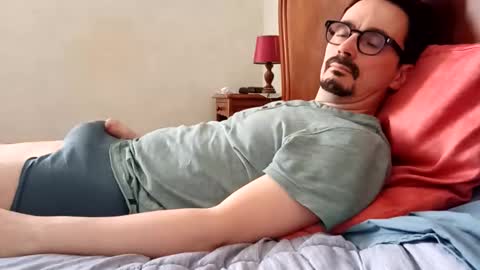 Snapshot of ilovecuteguy79 chatting on 03/23/26, 02:21 ilovecuteguy79 online show from 03/23/26, 02:21