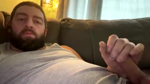 Snapshot of ilovetooeat chatting on 12/19/25, 04:58 ilovetooeat online show from 12/19/25, 04:58